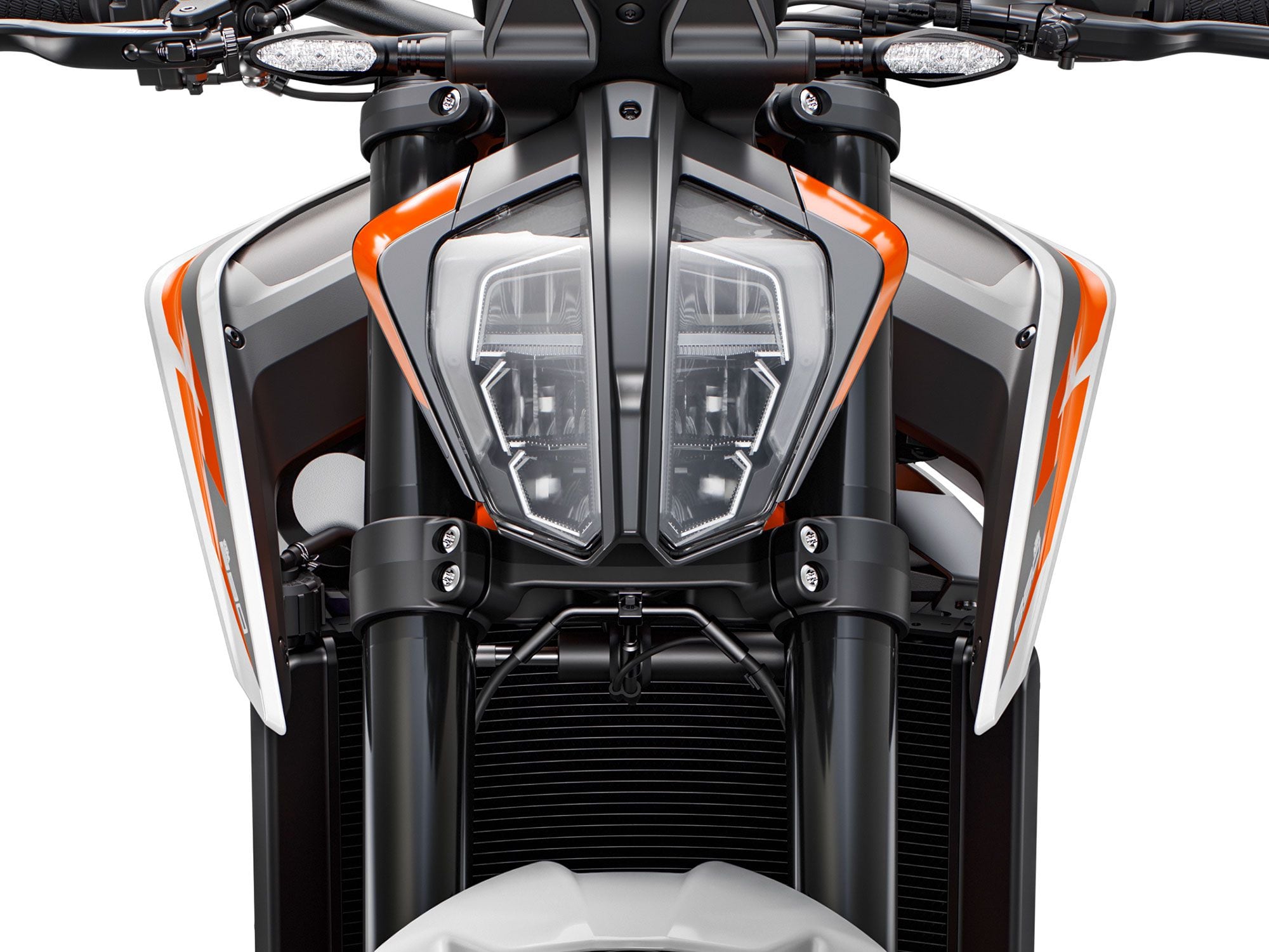 Multiple pinch-bolts and large clamping surfaces on large-diameter female fork legs resist the twisting forces input by the rider and road.