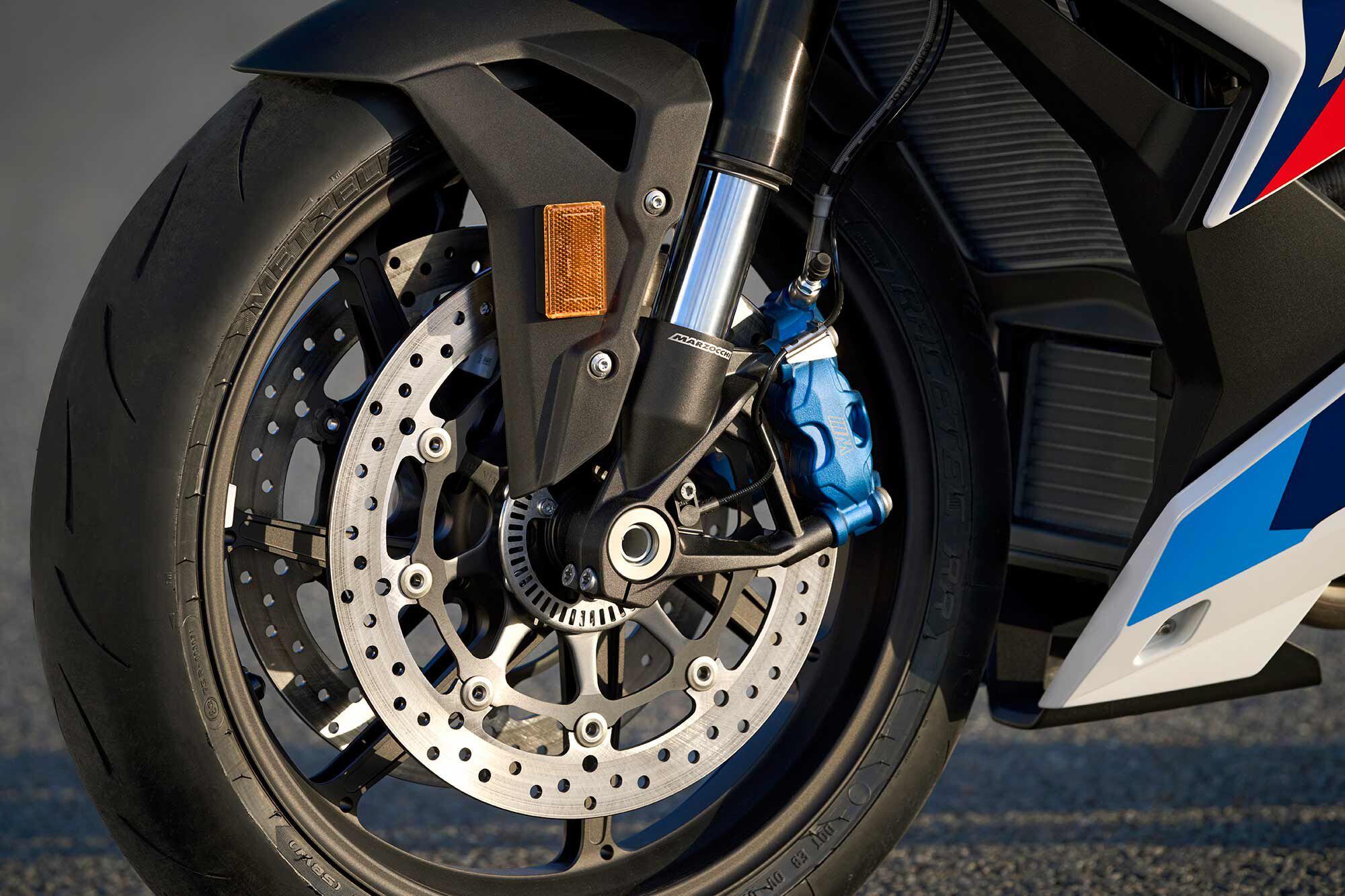 The front of the M 1000 R is highlighted by the 45mm Marzocchi fork on which hangs blue-anodized Nissin radial-mount four-piston brake calipers pinching 320mm discs. The standard wheels on the M are forged aluminum units. Carbon fiber wheels are an option.