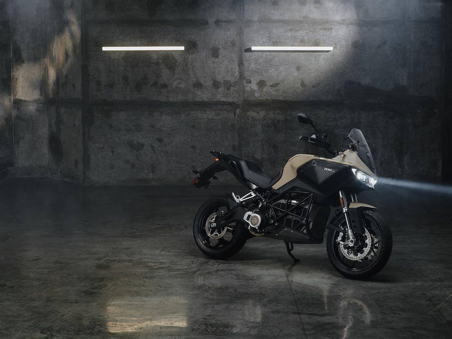 The DS is also updated substantially with new styling including the larger upper fairing and windshield, new motor, and new battery pack.
