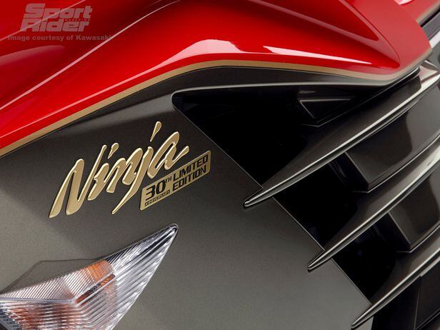 First Look: 2015 Kawasaki ZX-14R ABS 30th Anniversary Edition 