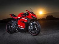 Best superbike 2021 hotsell