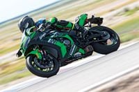 Aprilia RSV4 RR vs. Ducati 959 Panigale vs. Kawasaki ZX-10R