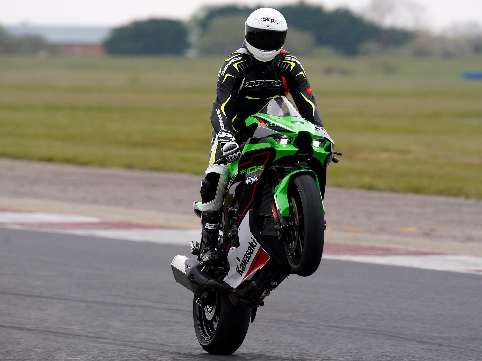 The ZX-10R and ZX-10RR have improved for 2021 while still keeping an easy-to-ride character.