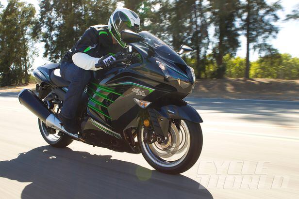 Ten Best Bikes 2013- Best Open-Class Streetbike: Kawasaki Ninja ZX