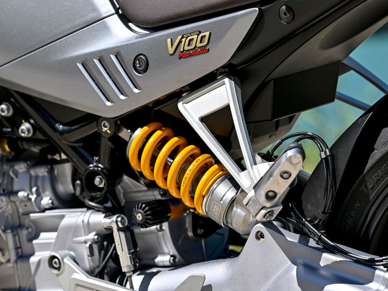 The Öhlins Smart EC 2.0 shock is mounted to a long shaft drive/single-sided swingarm.