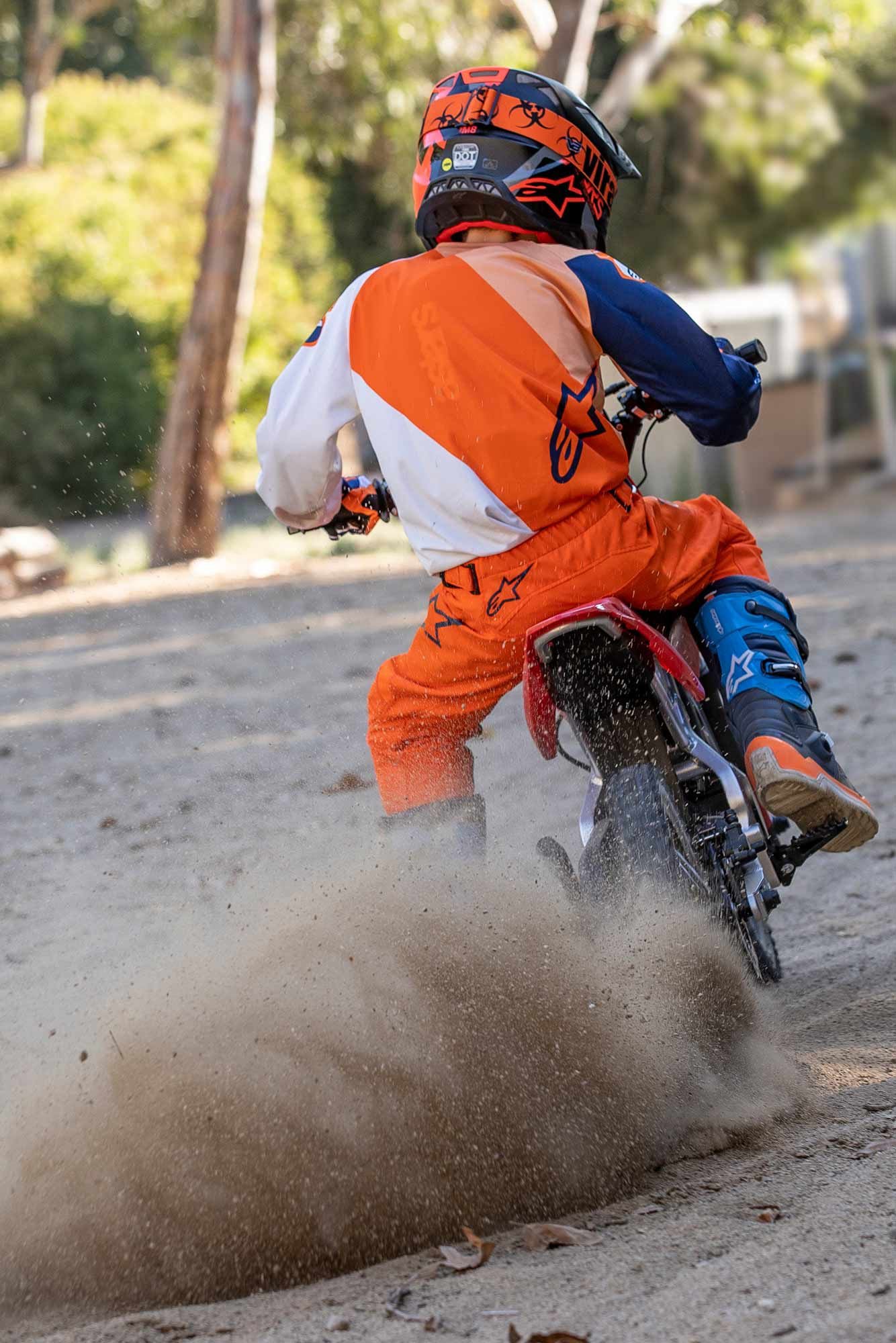 Instant torque from the 1,200-watt electric motor makes this mini a roosting machine.