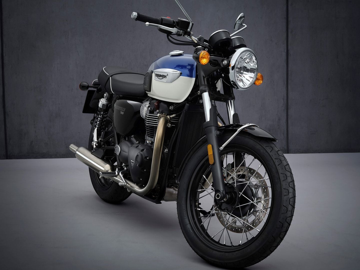 triumph t100 2022