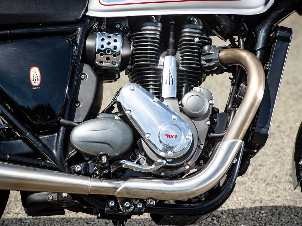 Although liquid-cooled, the Gold Star’s cylinder has cooling fins to better look the part.
