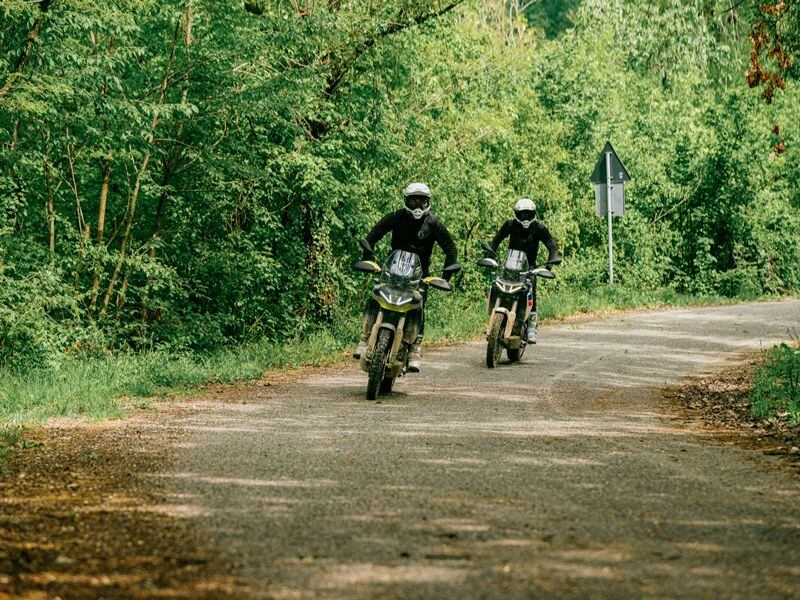 The Aprilia Tuareg produces the optimal amount of power for such a trip: 80 hp at 9,000 rpm and 51.6 lb.-ft. torque at 6,500 rpm.