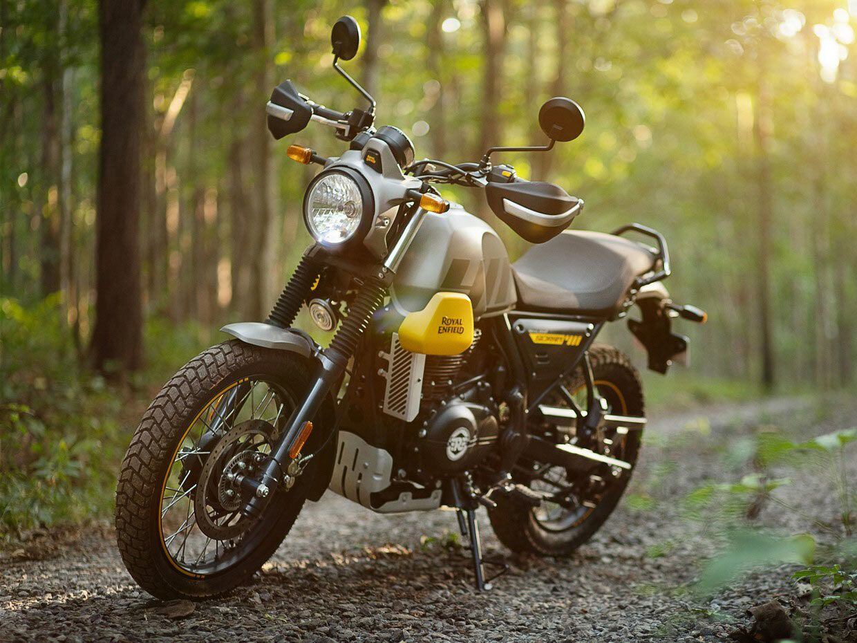 To no one’s surprise, the Scram is heavily based on the current Himalayan, right down to the chassis and engine.