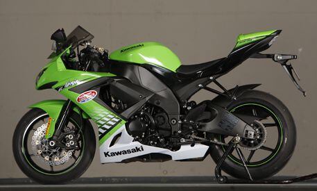 R様 2010 Kawasaki ZX-10R Review- Kawasaki Ninja ZX-10R Information