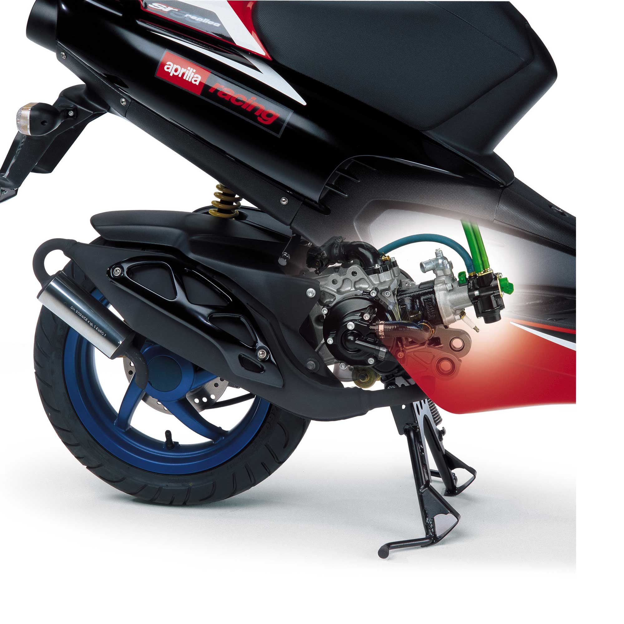 The whole concept was designed so Aprilia could offer 50cc two-stroke scooter engines in a time of tightening emissions standards. Of course, there was potential to apply the solution to larger engines as well.