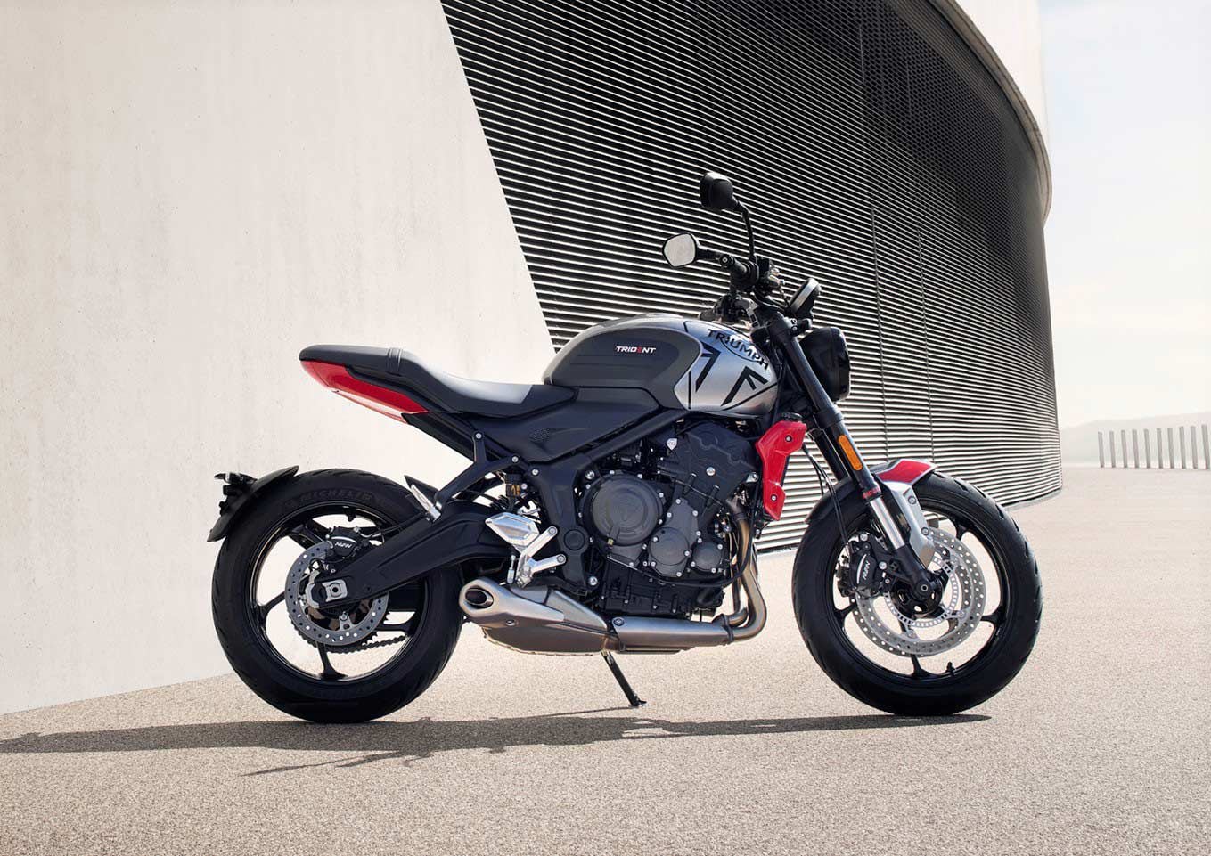 Although its MSRP is under $9K, the Triumph Trident 660 still manages to offer excellent performance and versatility.