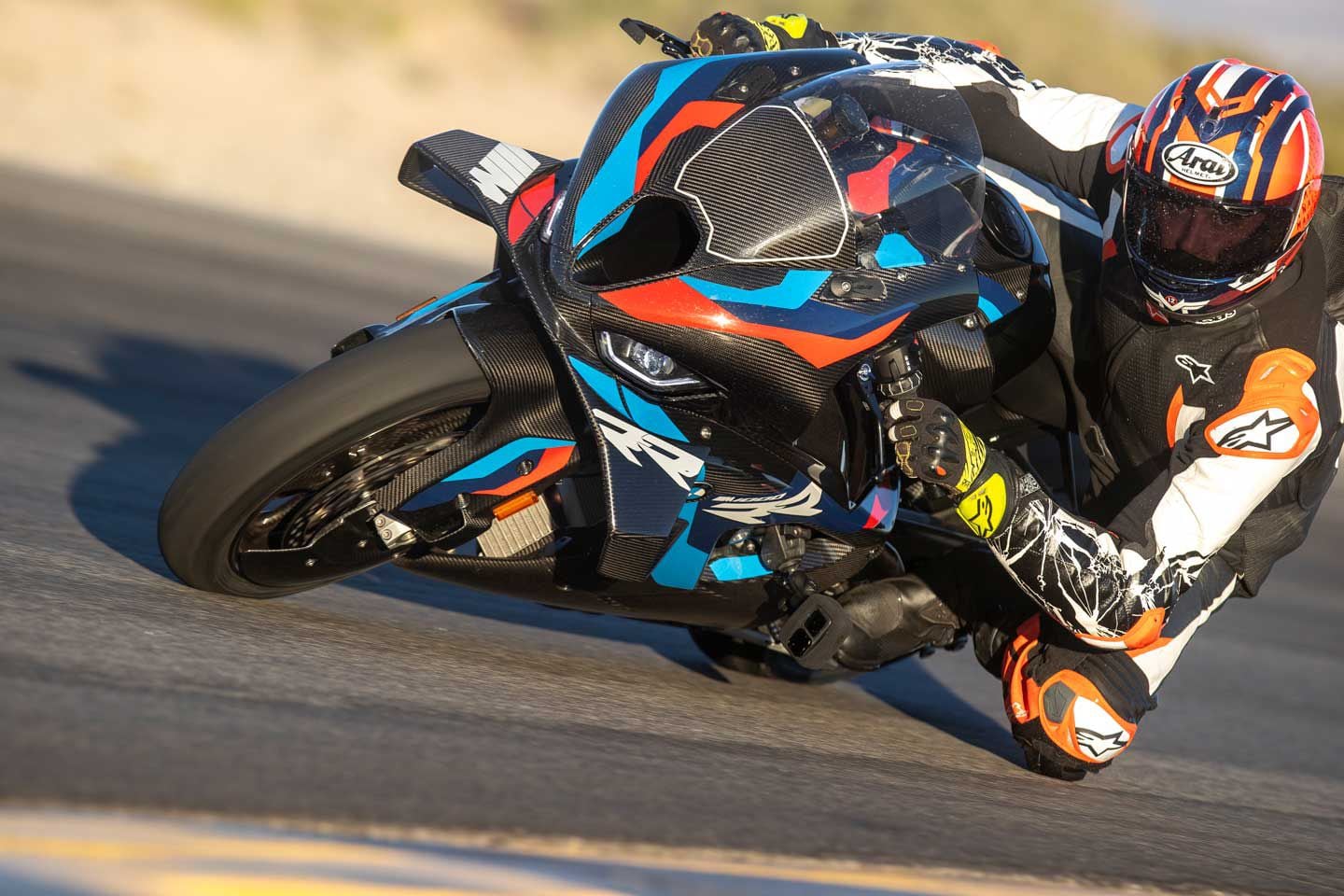 MotoGP-inspired winglets increase downforce while the new fairing shape makes the M 1000 RR slipperier and faster.