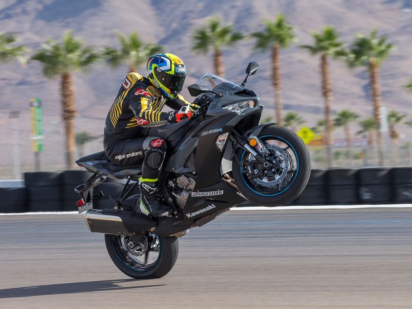 2019 kawasaki ninja zx6r 5