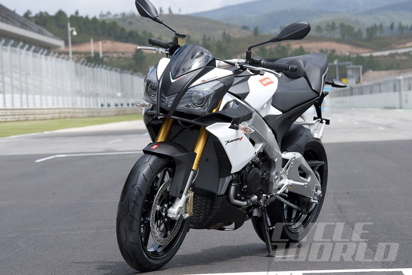 2014 Aprilia Tuono V4 R ABS First Ride Review Photos Cycle World