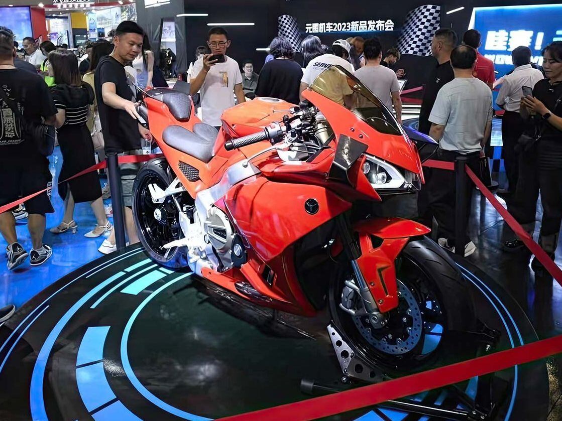 Vinto is a new company, not known outside of China. The engine, like many of the others, appears to be based on the Honda CBR650R.