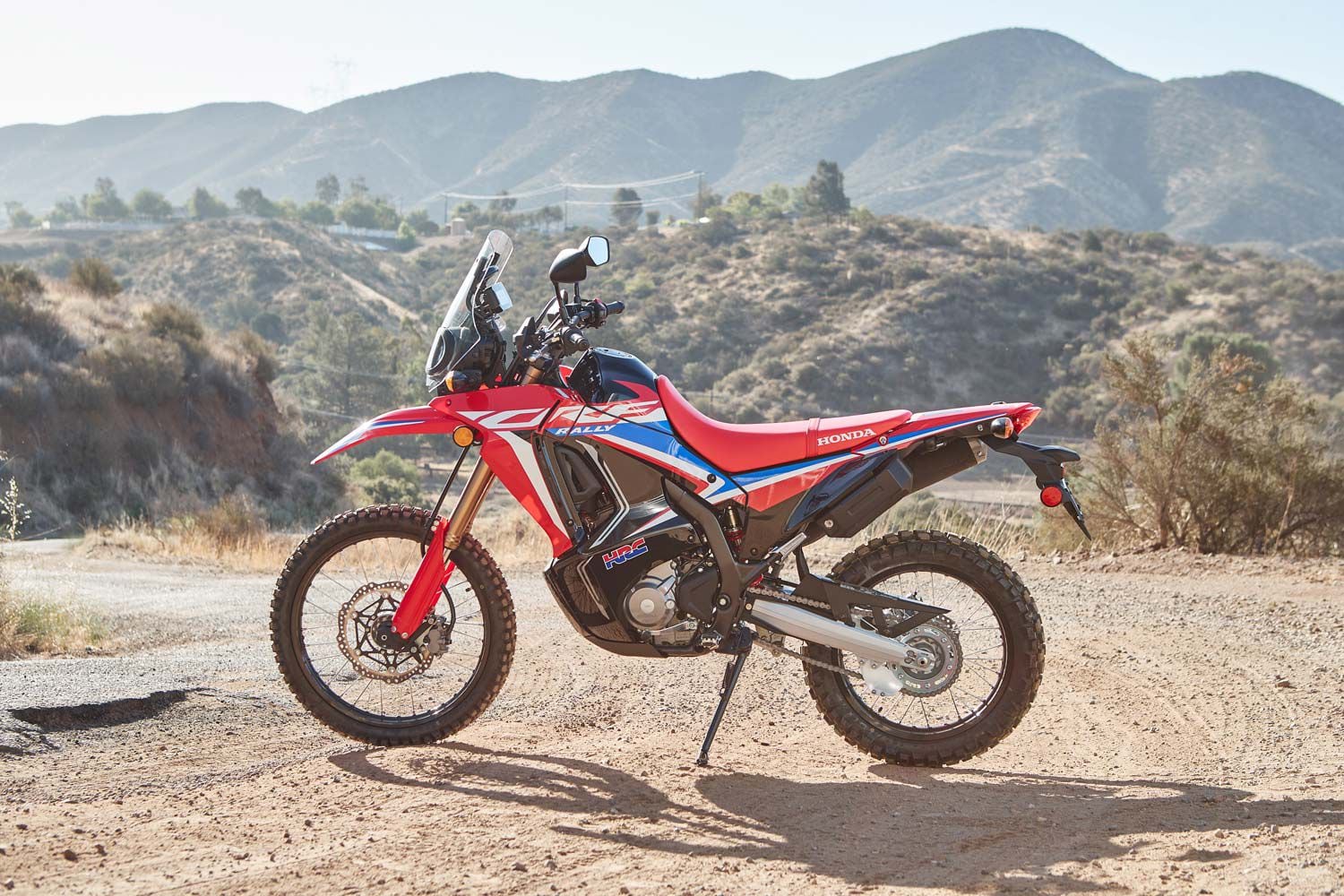 Honda’s specifications list the new CRF300L Rally weighing in at a claimed 333 pounds for the non-ABS model, which is 9 pounds less than the previous-generation CRF250L Rally.