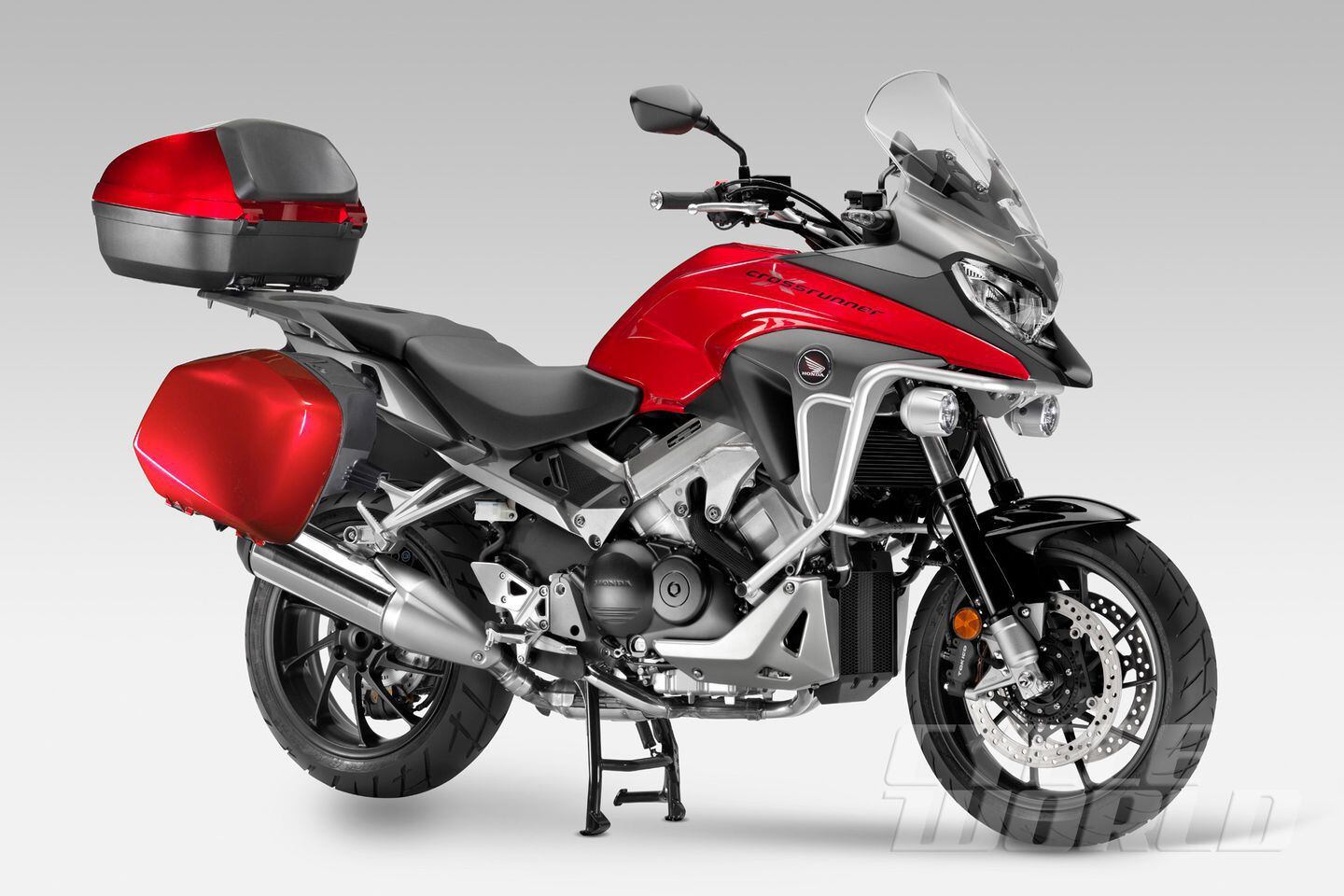 Dimensionally, the new design looks to be very similar to Honda’s dearly departed VFR800X.