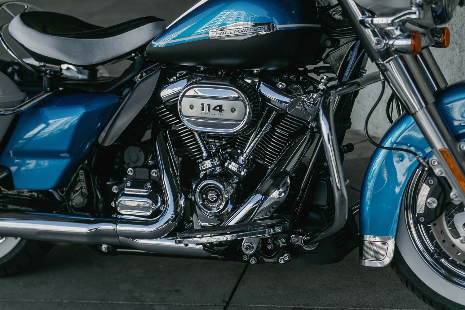 The Electra Glide Revival comes with a Milwaukee-Eight 114, compared to the 107 in the Street Glide standard.