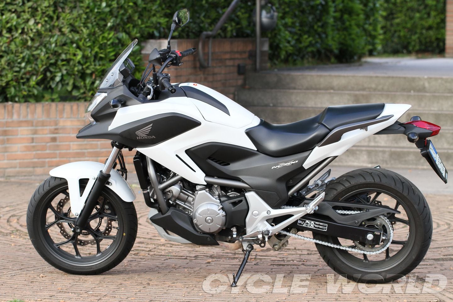 HONDA NC700X (2012-2013) Review, Speed, Specs & Prices