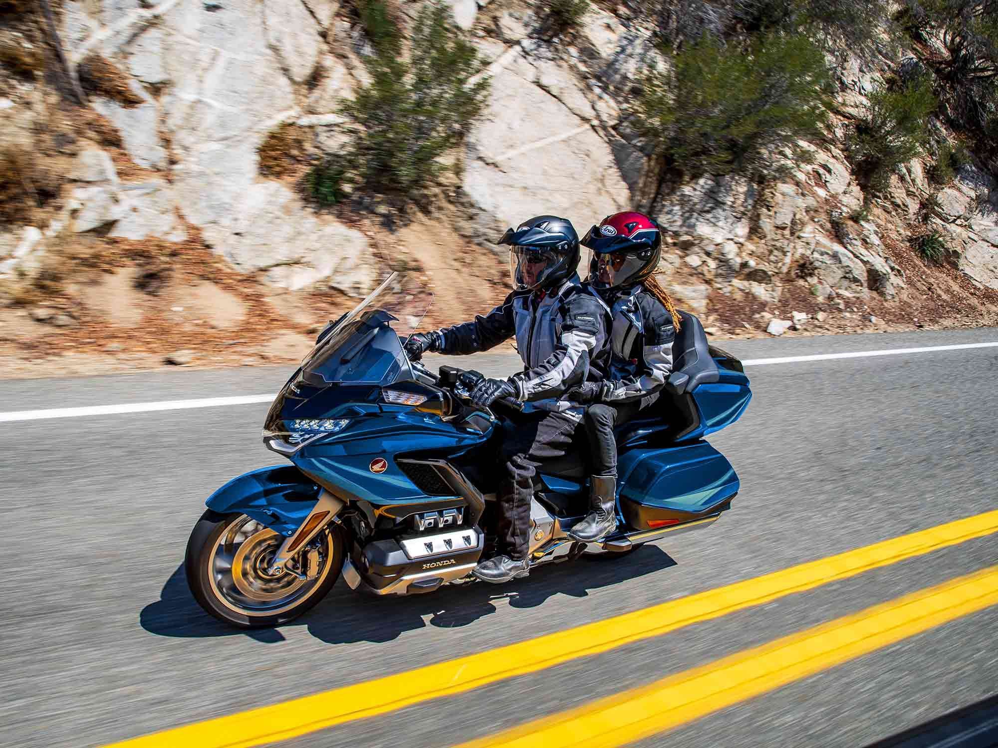 An airbag-equipped Gold Wing has been available since 2007.