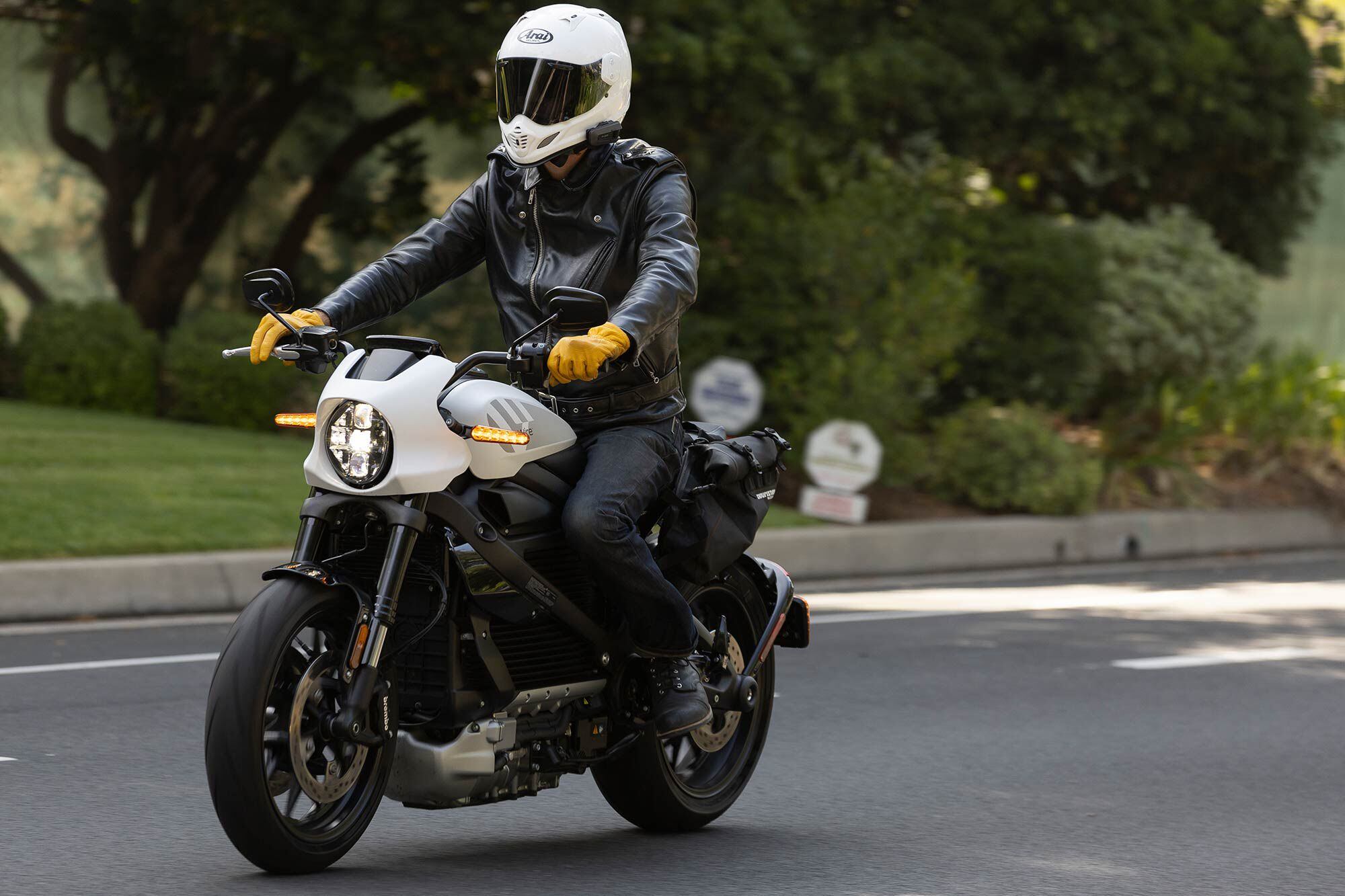 Ergonomics on the LiveWire are sporty but relaxed.