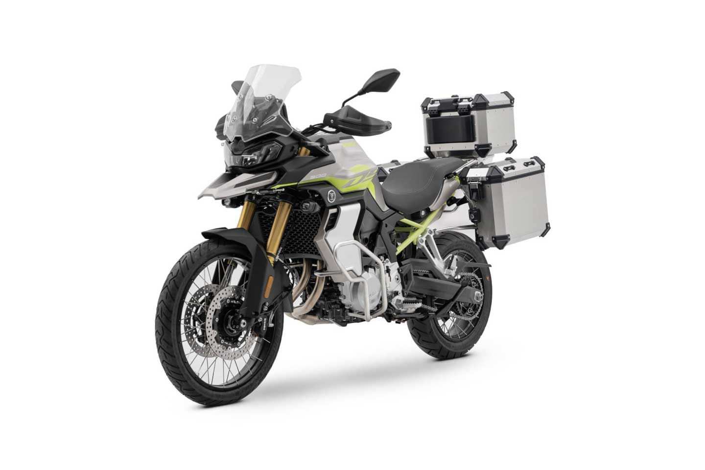Voge is already manufacturing the DS900X which is based on partner BMW’s F 900 GS.