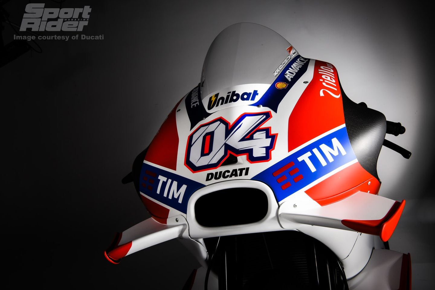 Motogp The 16 Ducati Desmosedici Gp Cycle World