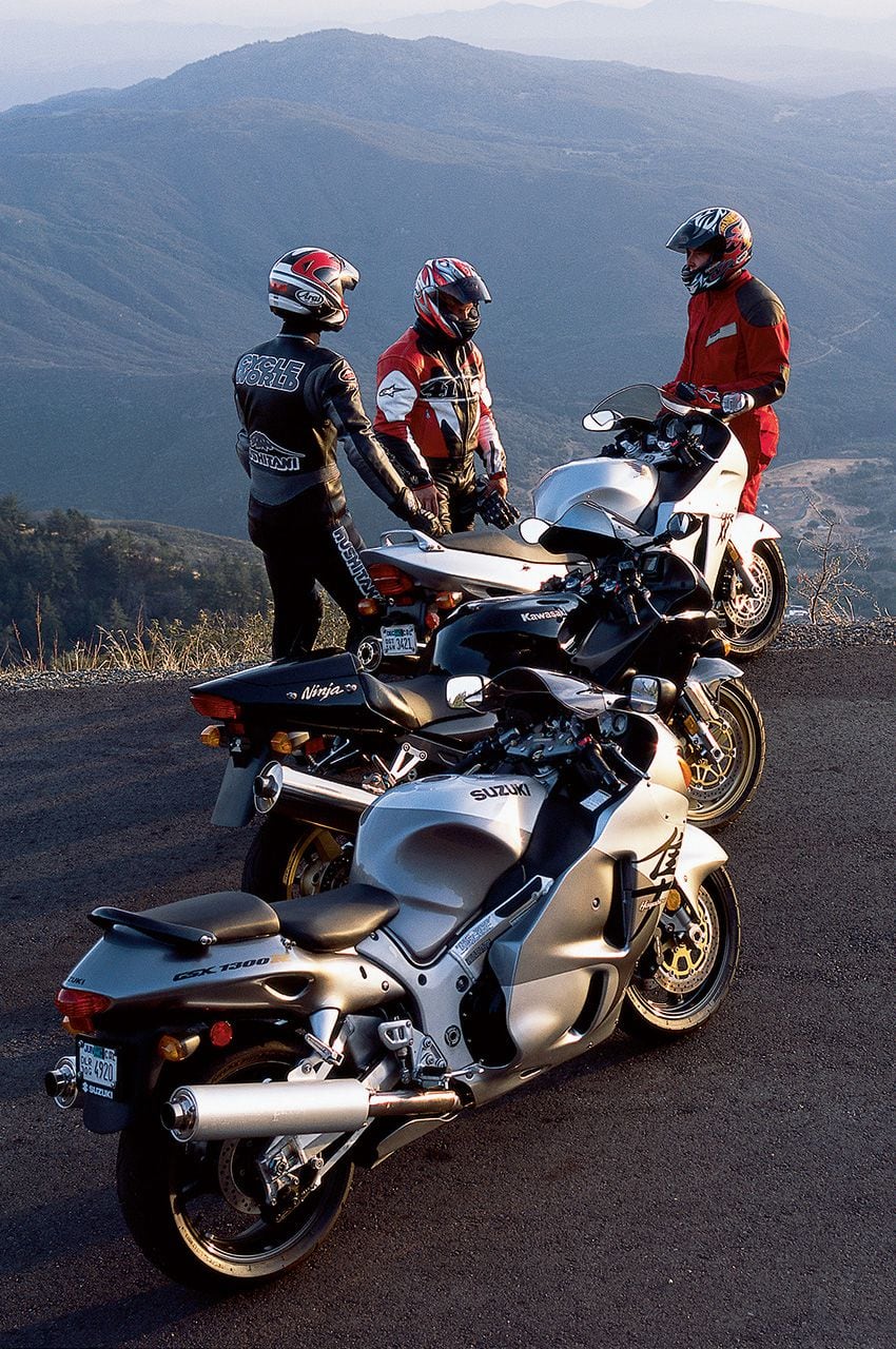 Honda CBR1100XX vs. Kawasaki Ninja ZX 12R vs. Suzuki GSX1300R Hayabusa COMPARISON TEST Cycle World