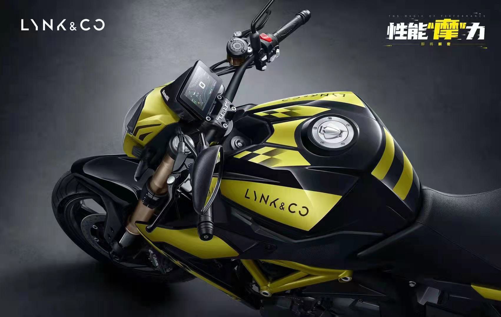 Although the bike bears a new paint scheme and obtrusive Lynk & Co graphics, it’s largely the same stock TNT 600.
