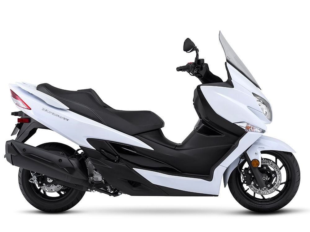 A Close Up Look At The 2018 Suzuki Burgman 400 Scooter Cycle World