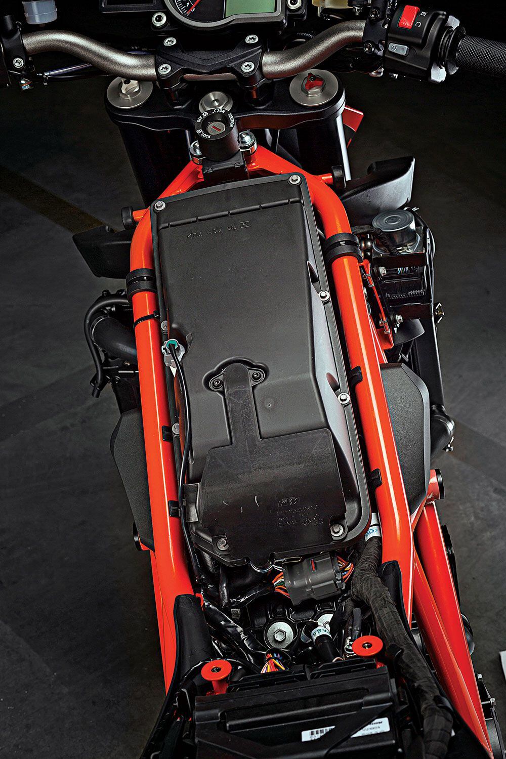 Ktm 1290 super duke r abs hotsell