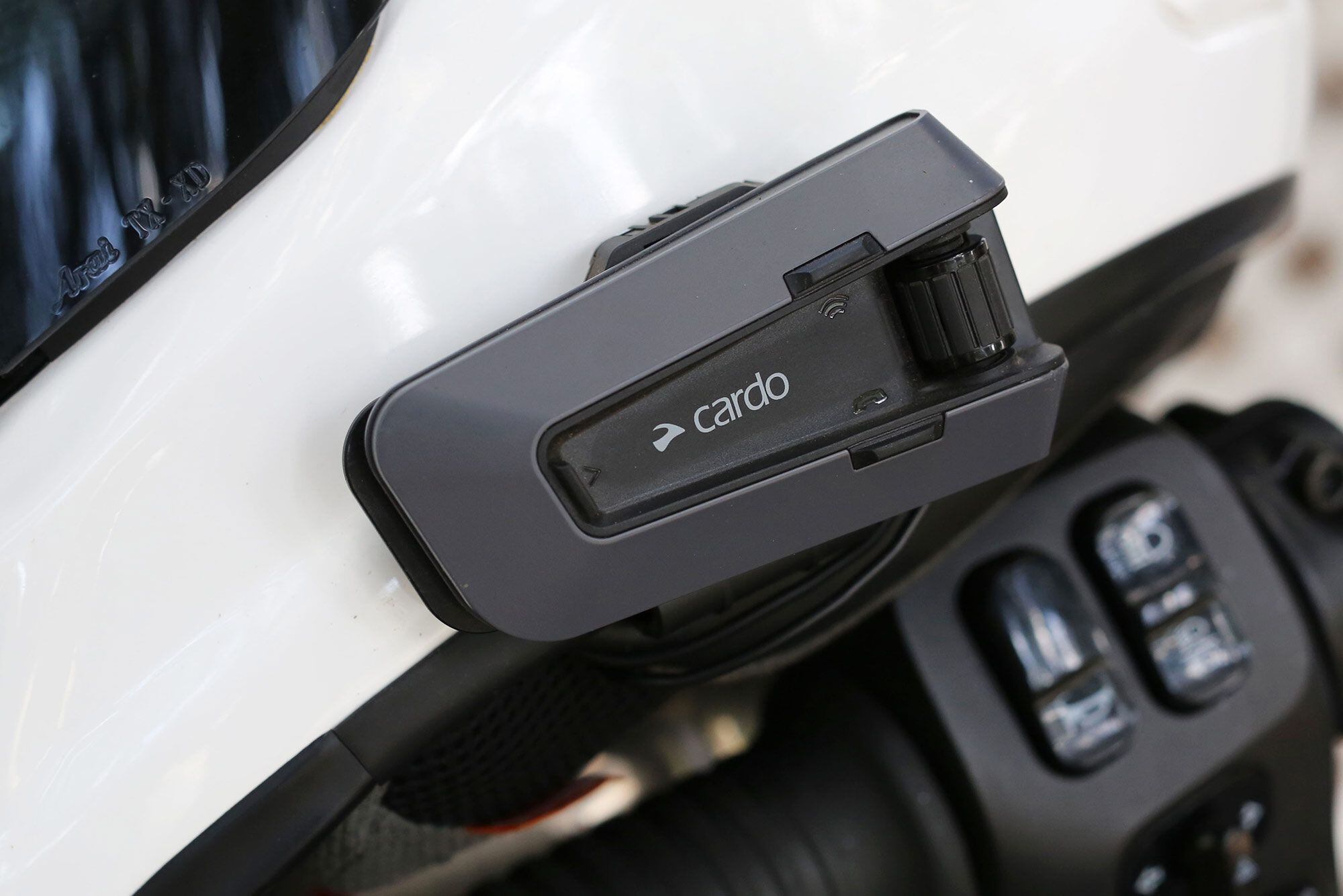 Cardo Packtalk Edge Review | Cycle World