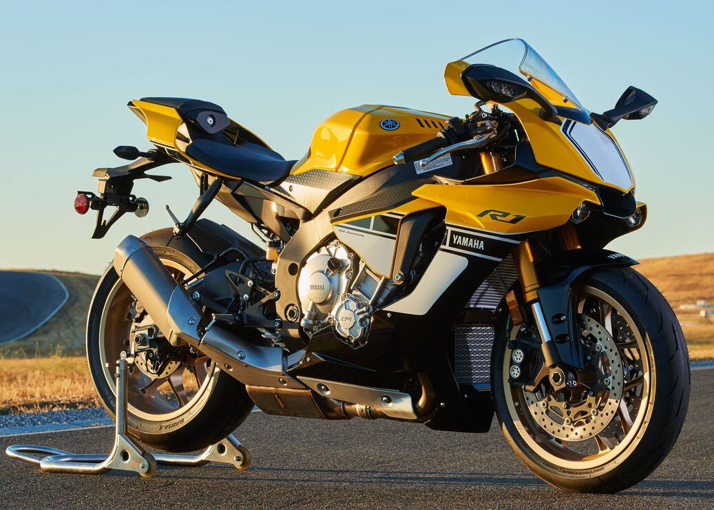 32 【4K】 YAMAHA YZF-R1 2016モデル カスタム紹介
