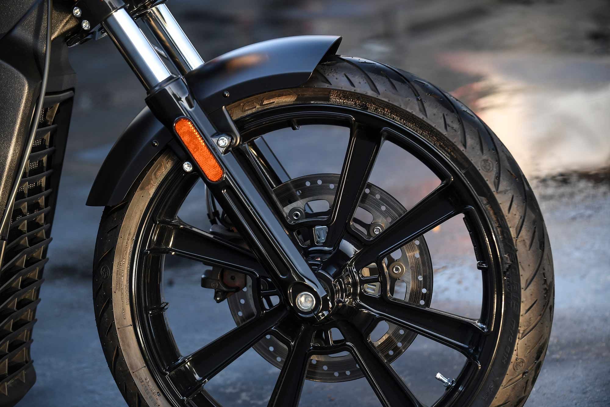A 19-inch front wheel on the Scout Rogue makes the bike tip into turns with less effort than models with 16-inch fronts.