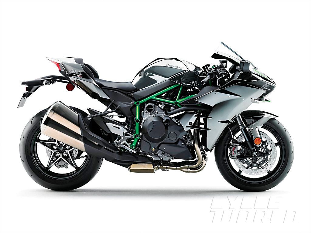 Kawasaki Ninja H2 Superbike ROAD TEST Review, Specs, Photos | Cycle World