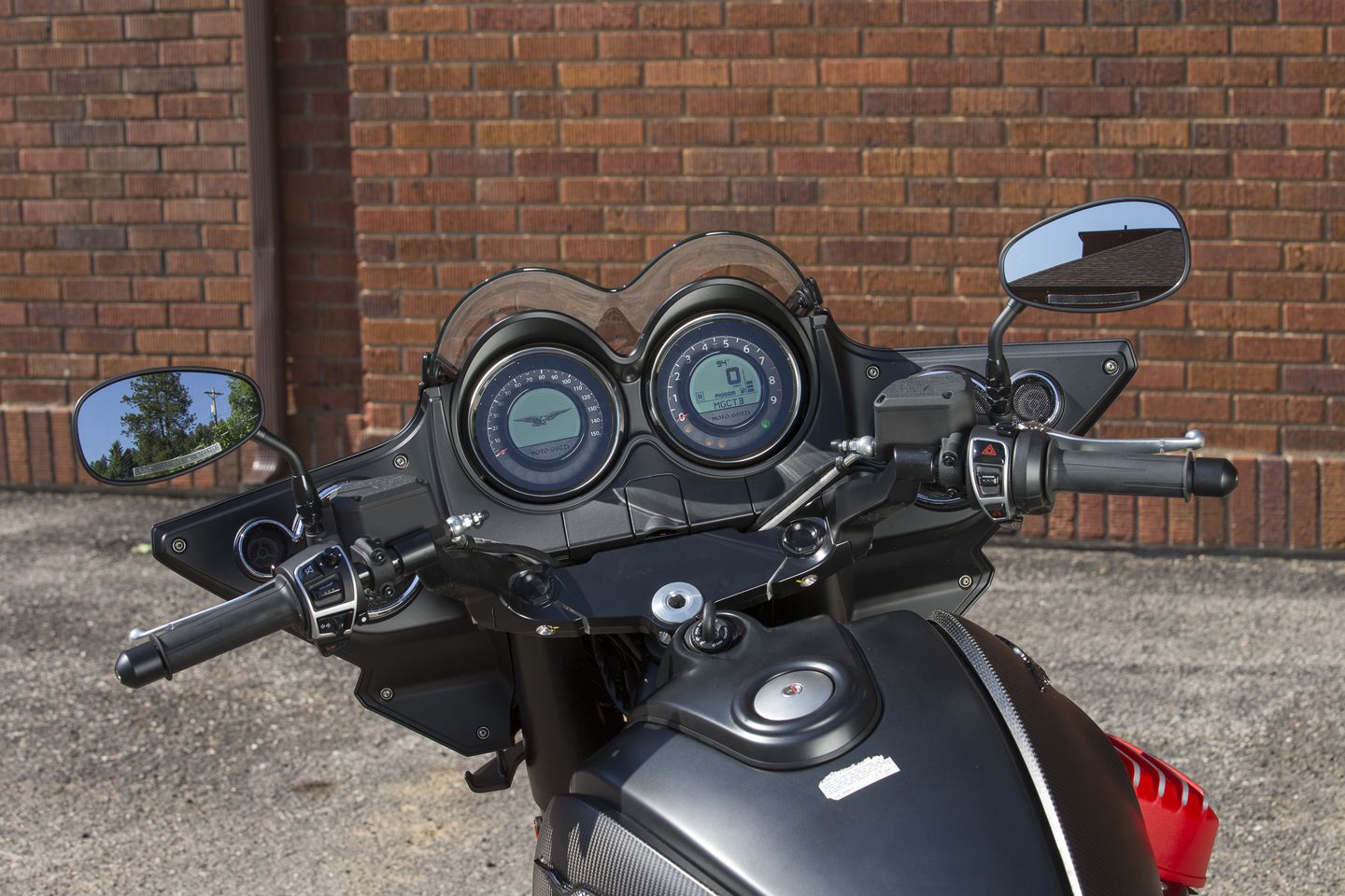 Moto guzzi flying fortress specs new arrivals