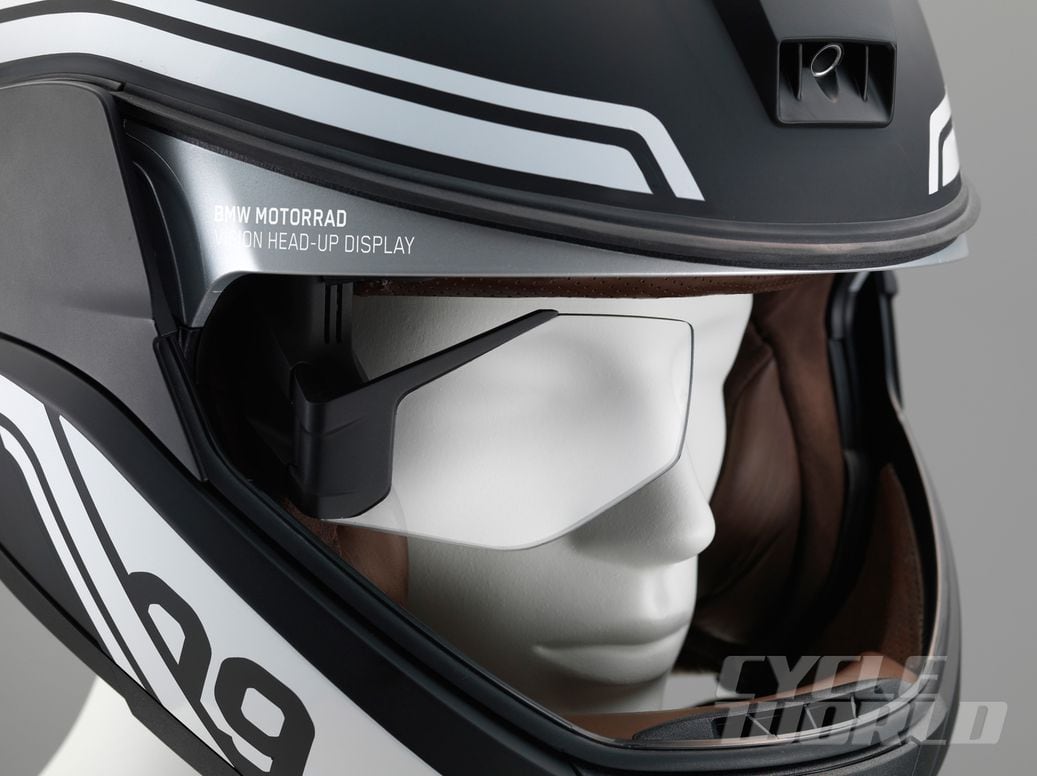 Bike helmet with hud display outlet