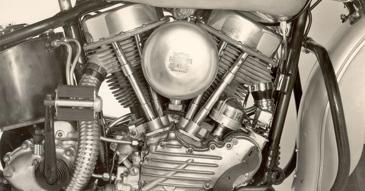 CHROME OIL PUMP MOUNTING KIT HARLEY KNUCKLEHEAD PANHEAD
