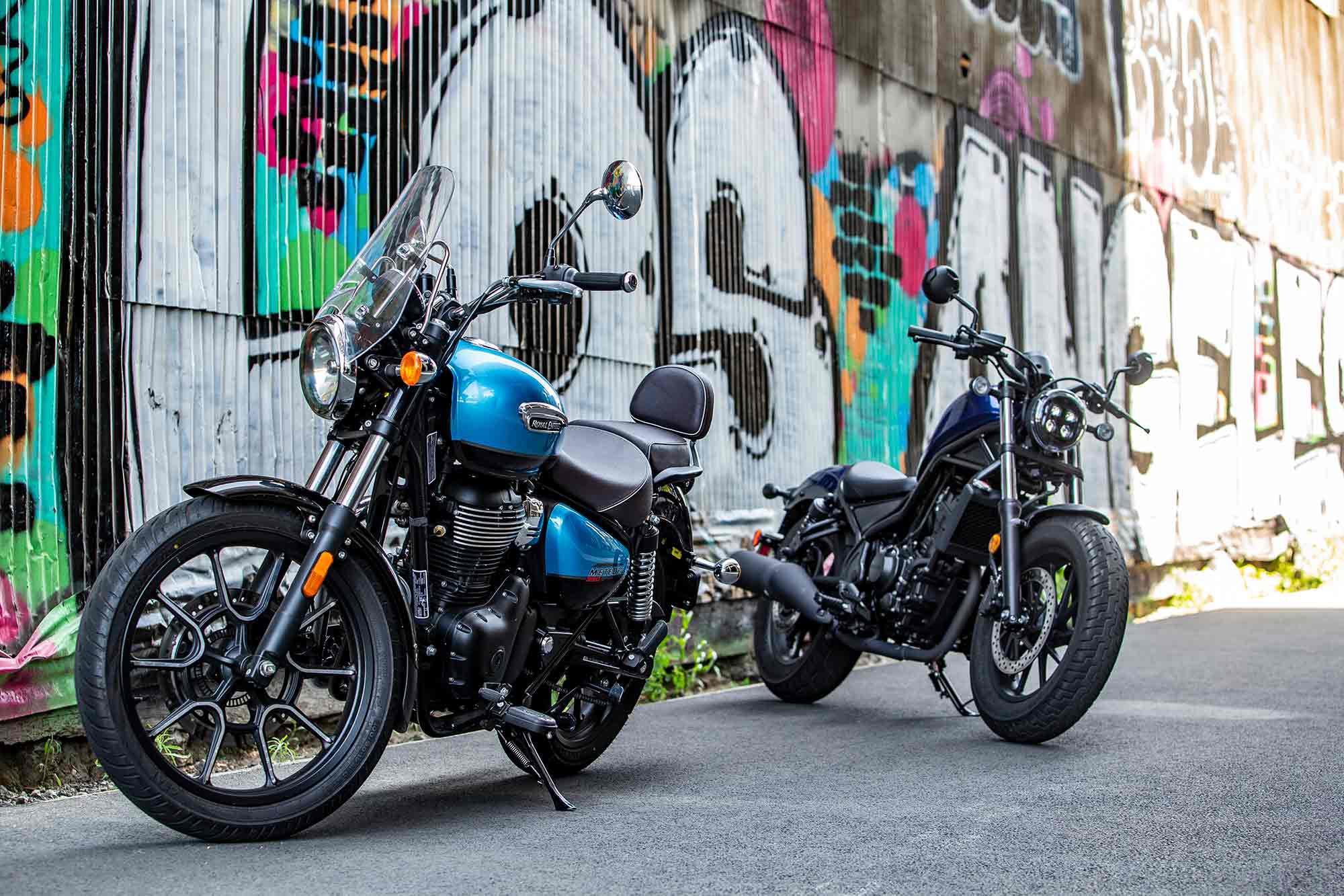 The base-model Meteor includes a healthy list of features. The Supernova trim (shown here) takes it a little further with badging, chrome accents, and additional rider/passenger comforts.
