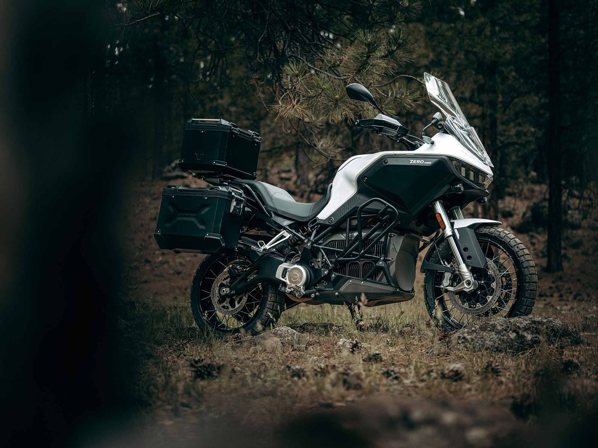 Zero’s DSR/X has the largest battery yet, increasing range—a must have for adventure riding.