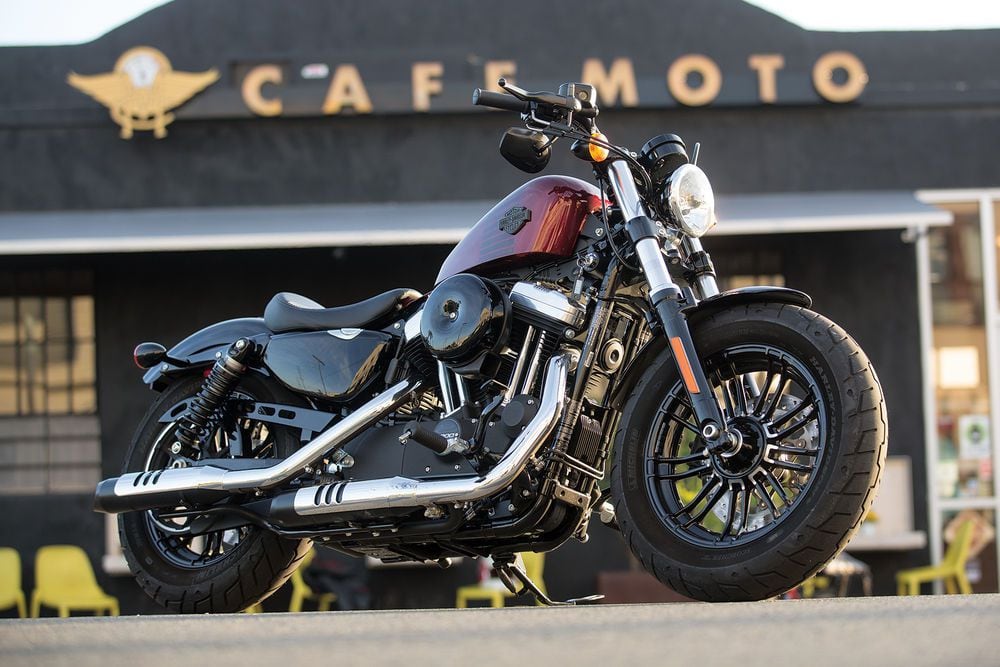 Moto harley sportster discount