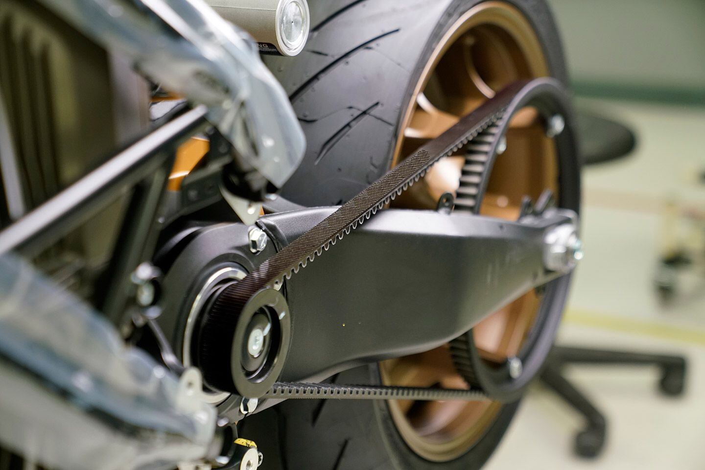 The first production Zero electric motorcycles had chains and we discovered this was essentially the only noise heard when riding. Belts are virtually silent and make for an excellent electric moto choice. Belts used on ICE bikes also give engineers more “noise allowance” in meeting regulations.