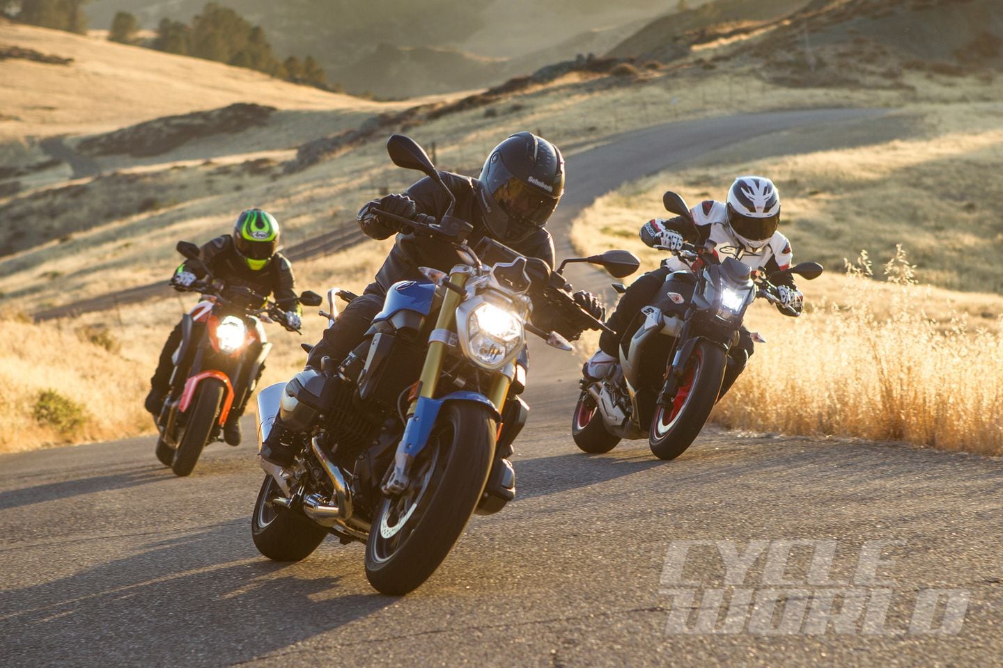 bmw r1200gs vs ktm 1290 adventure