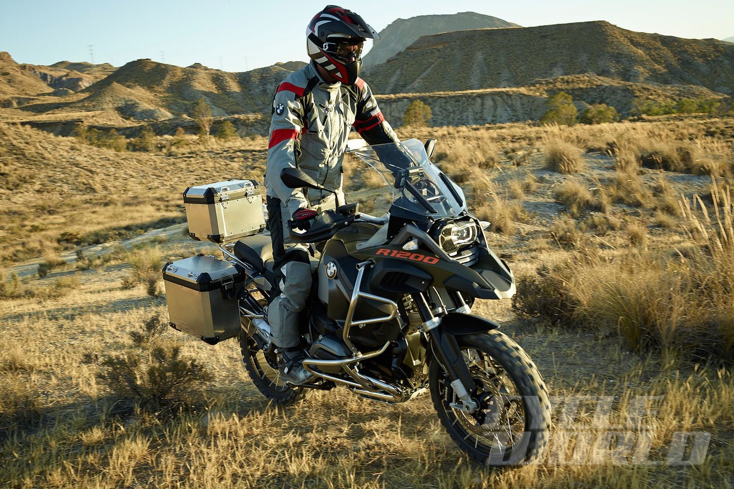 2014 BMW R1200GS Adventure First Look Review- Specs- Photos