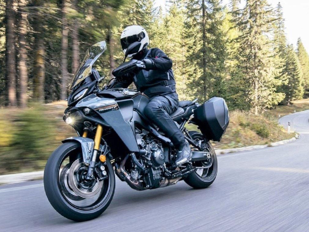 Yamaha tracer 900 gt off 2025 road
