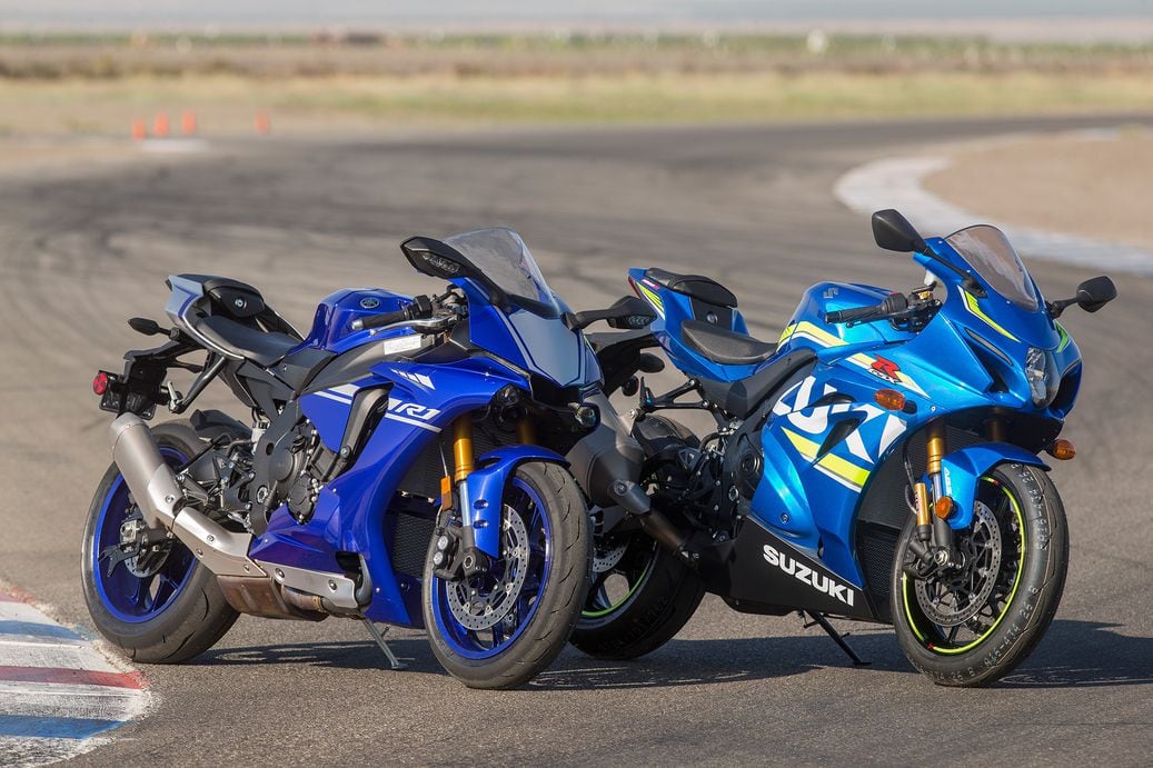 17 Suzuki Gsx R1000r Vs 17 Yamaha Yzf R1 Comparison Review Cycle World 17 Suzuki Gsx R1000r Vs 17 Yamaha Yzf R1 Comparison Review Cycle World