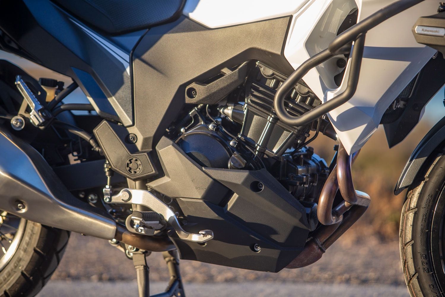 The mild-mannered engine delivers 32.3 peak horsepower at 11,370 rpm.