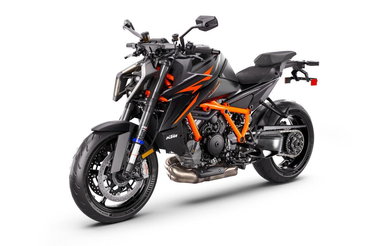 Styling has been sharpened on the 1390 Super Duke R Evo.